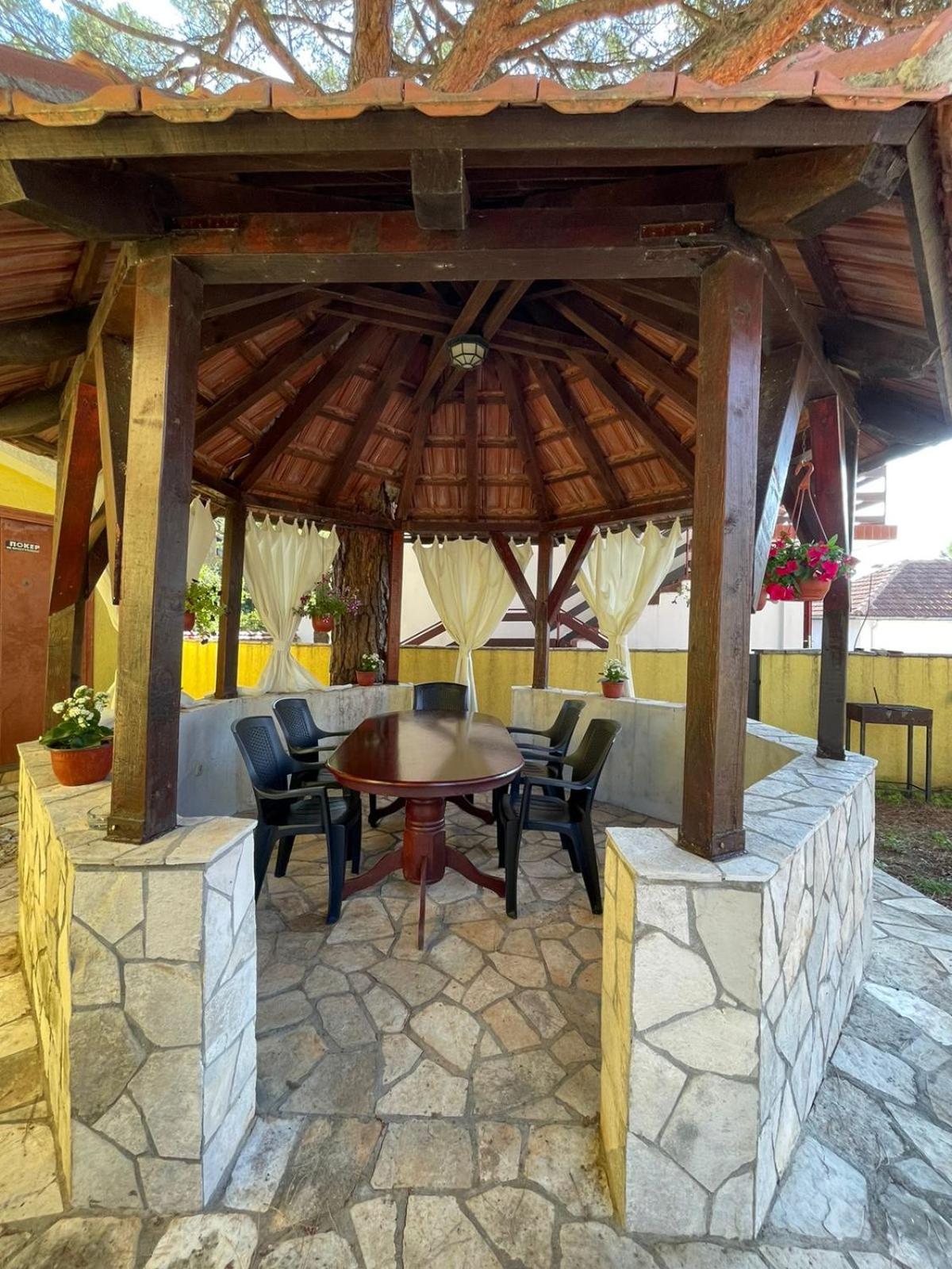 Apartments Villa-G Lustica Tivat Exterior foto
