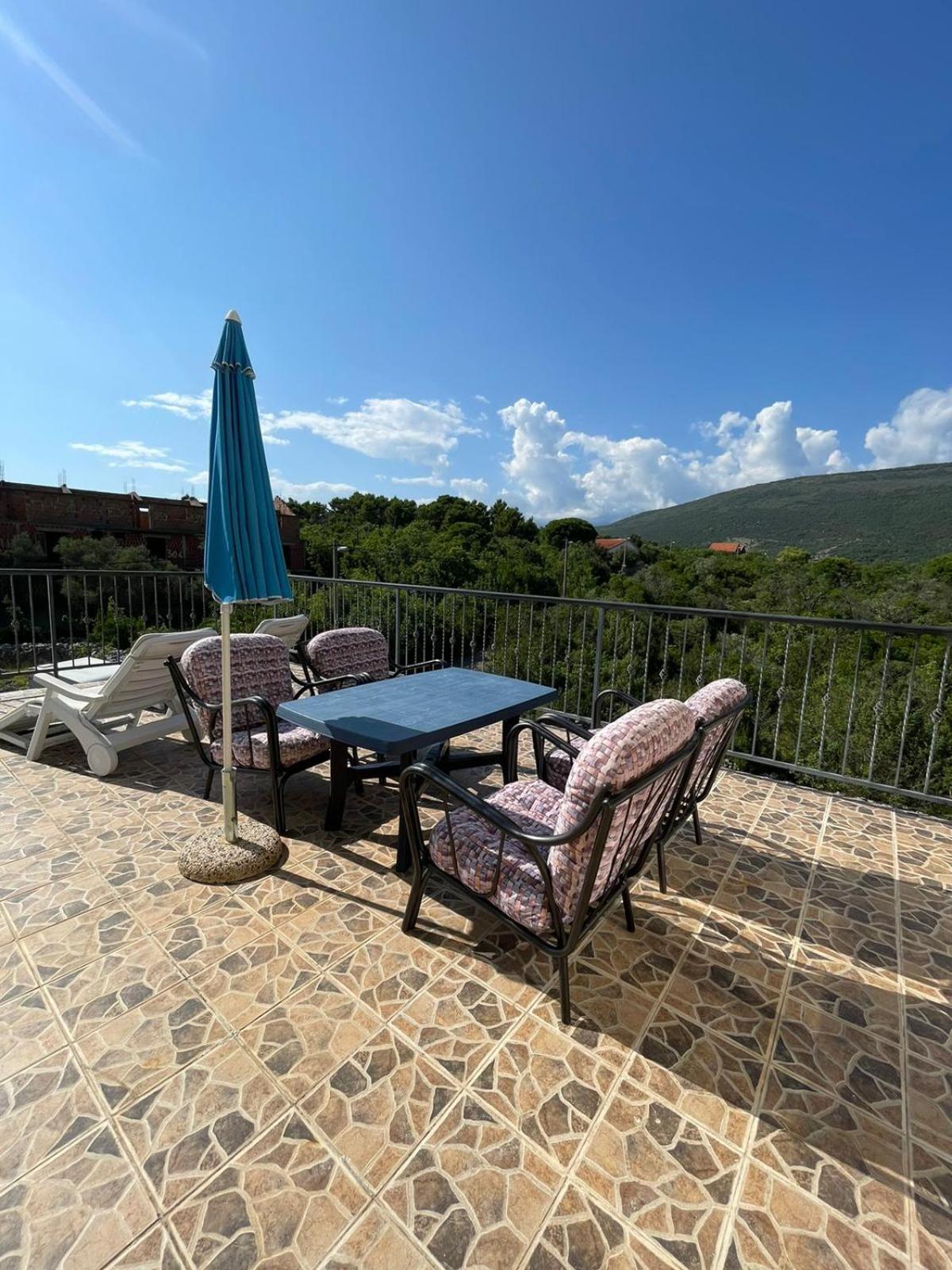Apartments Villa-G Lustica Tivat Exterior foto